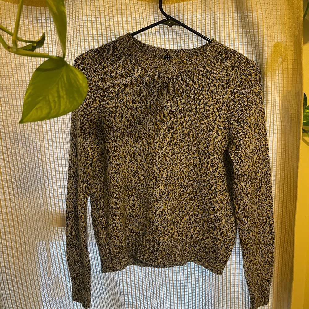 H&M Black and Cream Knit Sweater
